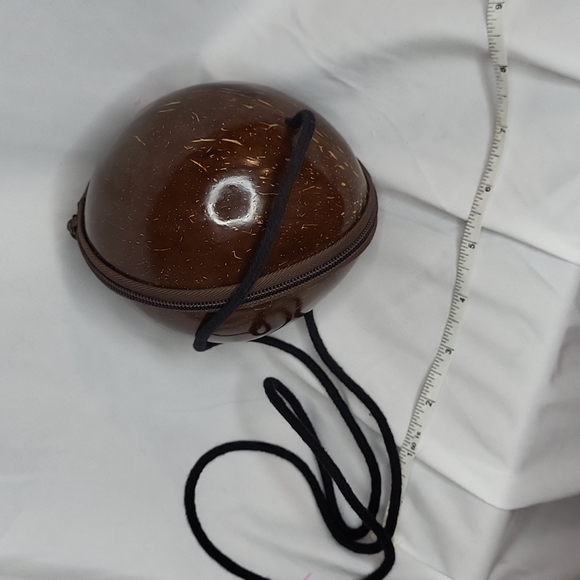 Coconut Bag Crossbody Handmade Zips open zip compartmemt inside Vintage 2005 - Picture 9 of 16